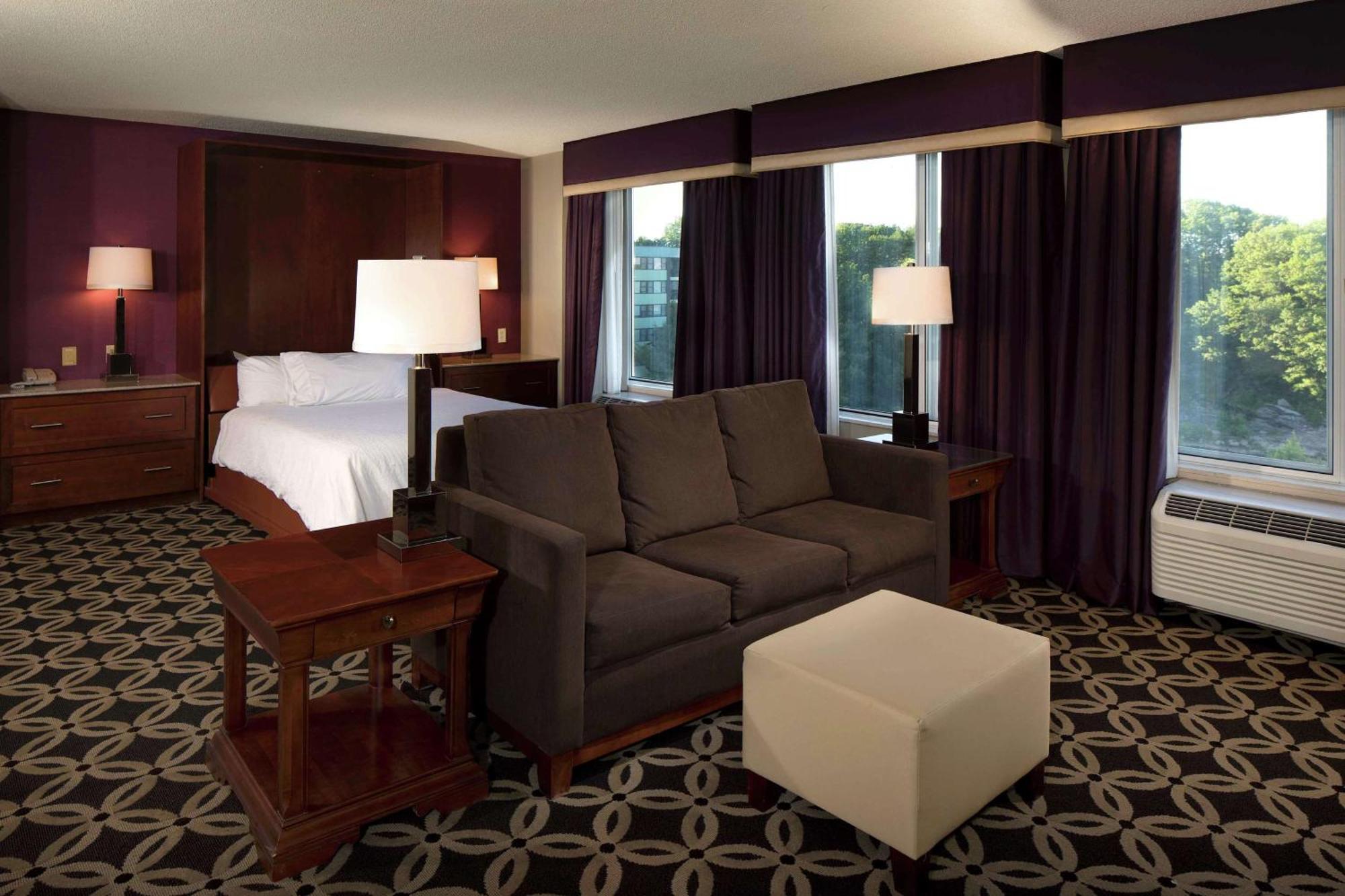 Hilton Garden Inn Auburn Riverwatch Buitenkant foto