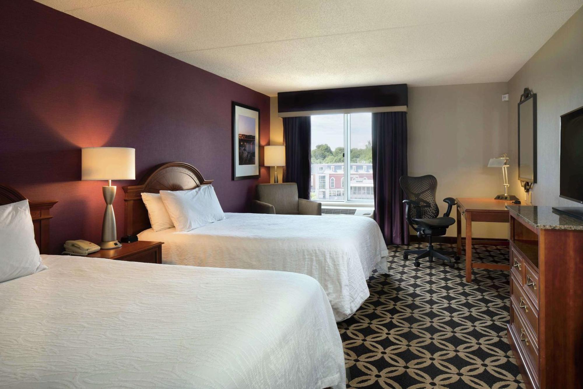 Hilton Garden Inn Auburn Riverwatch Buitenkant foto