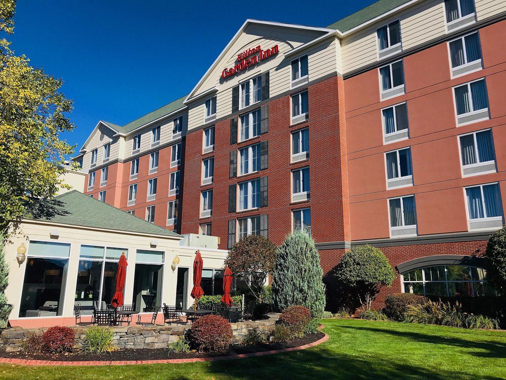 Hilton Garden Inn Auburn Riverwatch Buitenkant foto